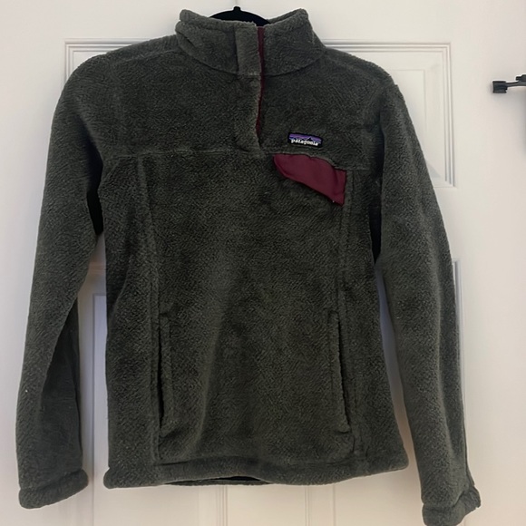 Patagonia Jackets & Blazers - Patagonia grey fleece pullover